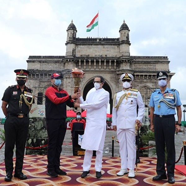 Celebrating the landmark historical event of the nation winning the 1971 Indo-Pak war, Maharashtra chief minister Uddhav Thackeray welcomed the ‘Swarnim Vijay Mashal